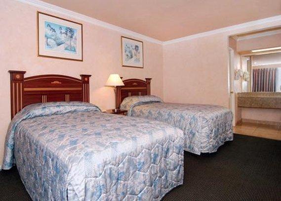 Motel 6 גרדן גרוב חדר תמונה